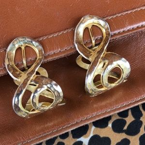 VTG 1960s 1970s Hammered Gold Hoop Earrings Clip on